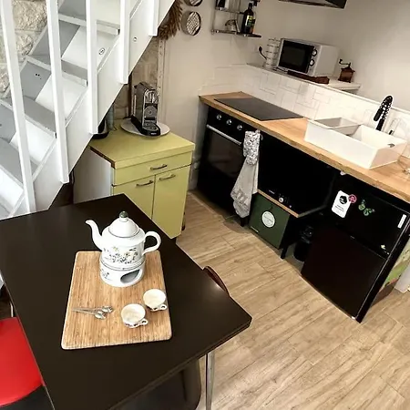 Grand Triplex Calme Avec Cour Privee * Parigi